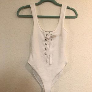 FOREVER 21 WHITE LACE UP BODYSUIT